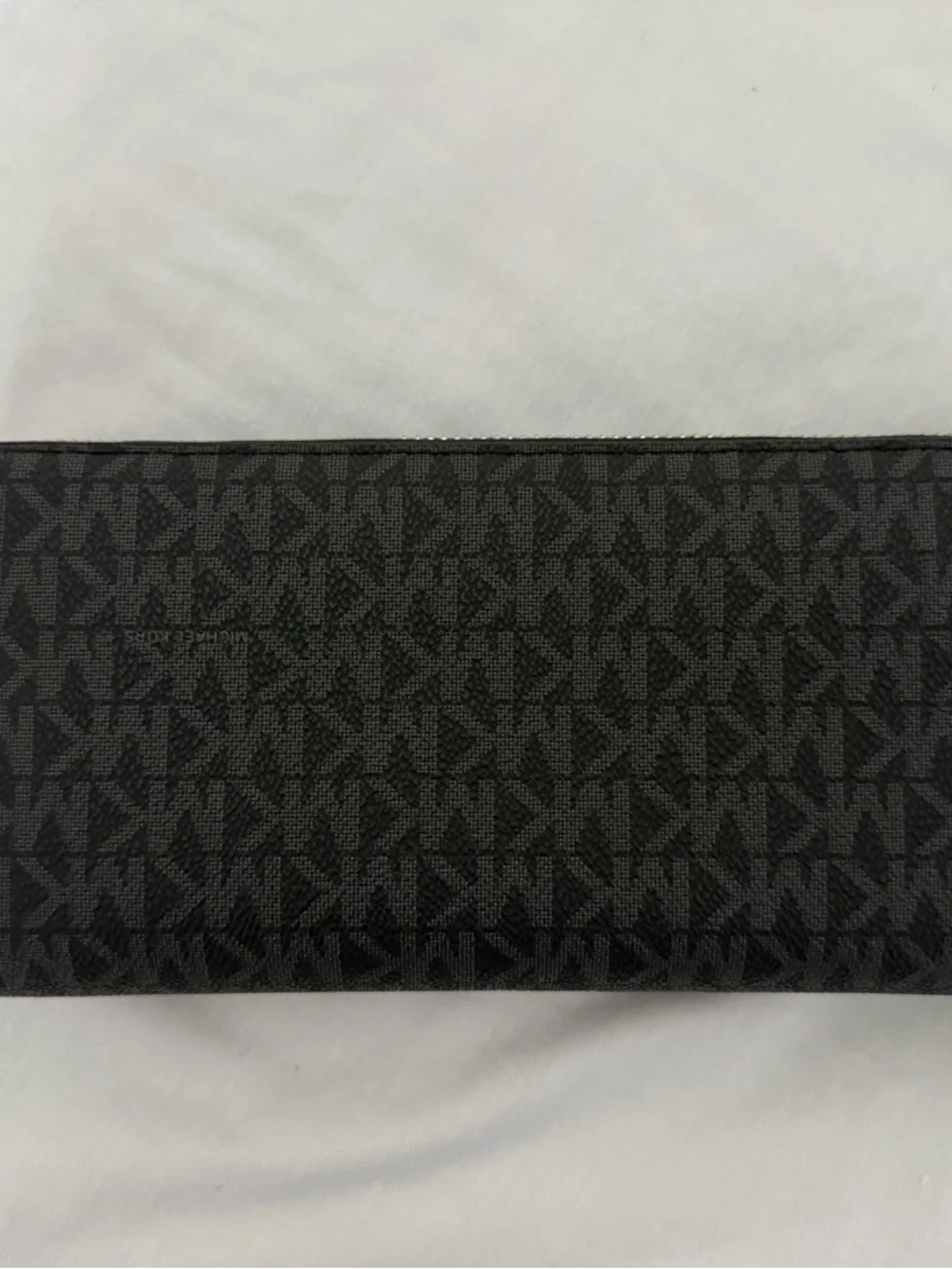 Michael Kors Black MK Logo Zip Wallet with Silver Hardware. NWOT. Never used. - Picture 2 of 5